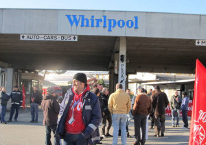 whirlpool-protesta-sciopero-17-novembre-2011-224335.610x431